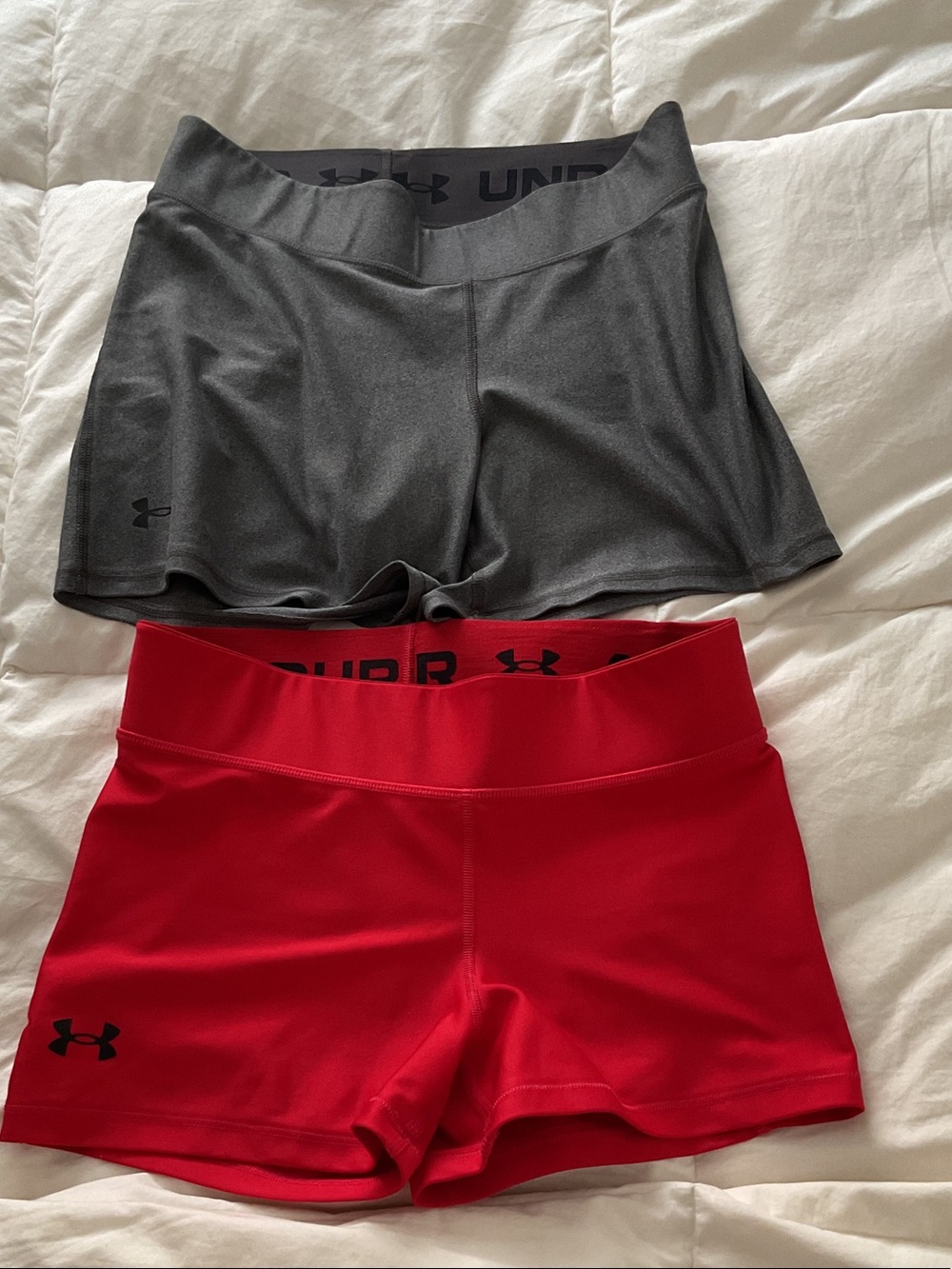 Under Armour Women’s Grey and Red Athletic Shorts - Stretch Performance